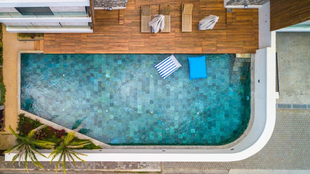 Penthouse 13 - One Bay Residence With Private Rooftop Terrace And Dip In Pool Pereybere Beach Екстер'єр фото