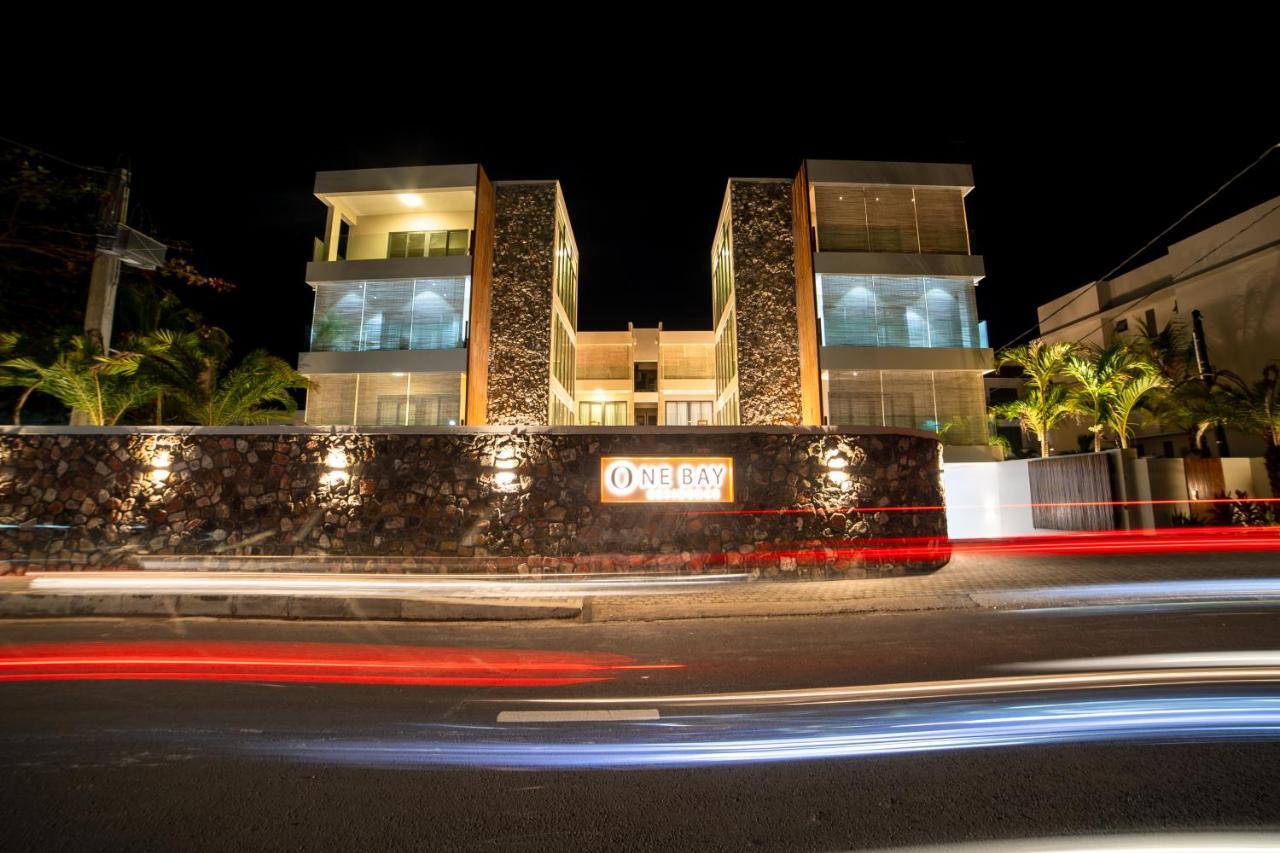 Penthouse 13 - One Bay Residence With Private Rooftop Terrace And Dip In Pool Pereybere Beach Екстер'єр фото