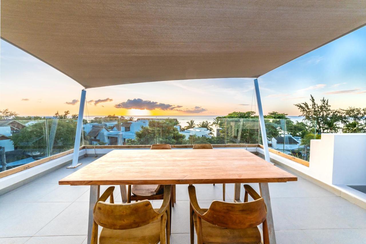 Penthouse 13 - One Bay Residence With Private Rooftop Terrace And Dip In Pool Pereybere Beach Екстер'єр фото