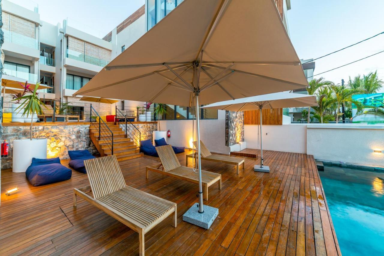 Penthouse 13 - One Bay Residence With Private Rooftop Terrace And Dip In Pool Pereybere Beach Екстер'єр фото